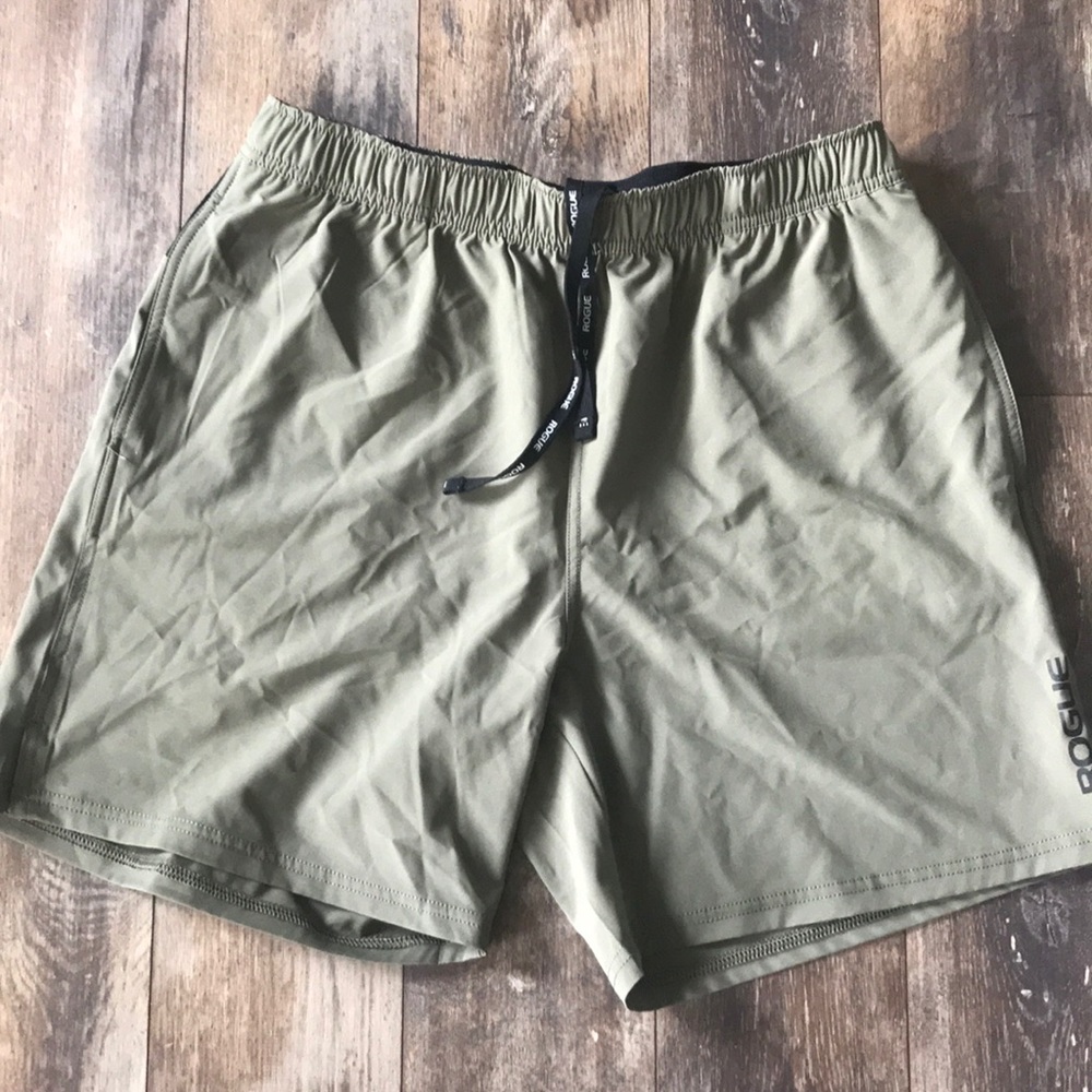 🚫 SOLD 🚫 Rogue Shorts